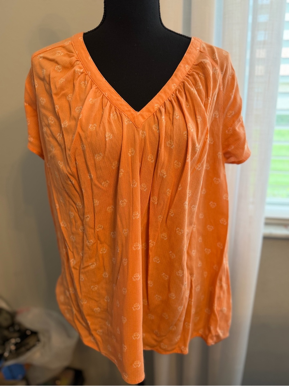 Torrid Orange V-Neck Short Sleeve Blouse with Suble Flower Print